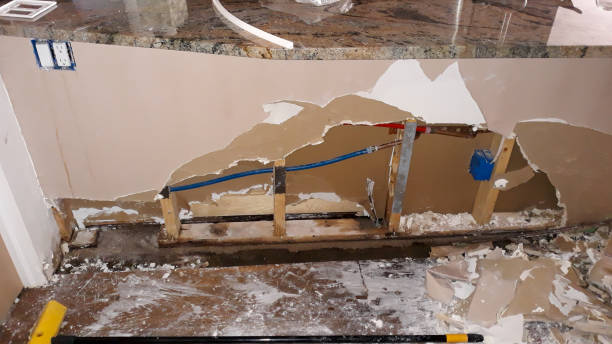 Best Sewage cleanup and water damage restoration  in Rochester, NH